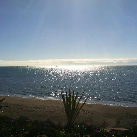 Holiday home Urb Playa Azul 24 Estepona