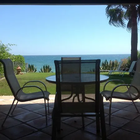 Urb Playa Azul 24 إِستيبونا