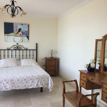 Urb Playa Azul 24 * Estepona