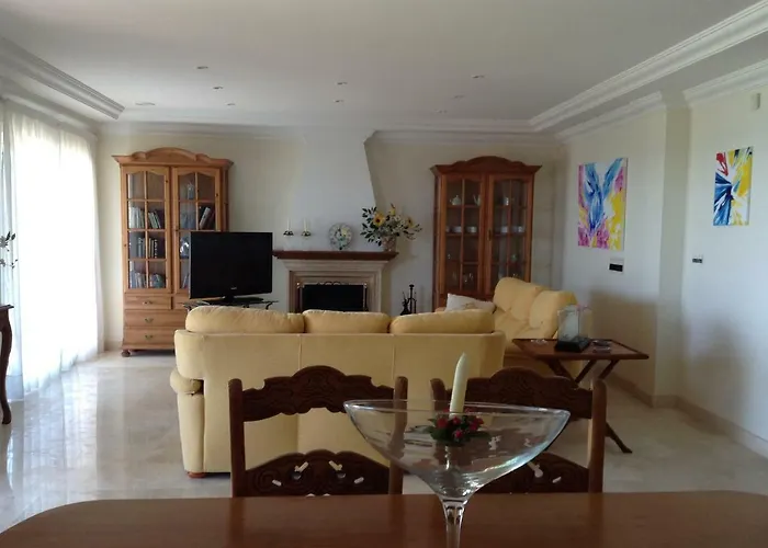 Urb Playa Azul 24 * Estepona