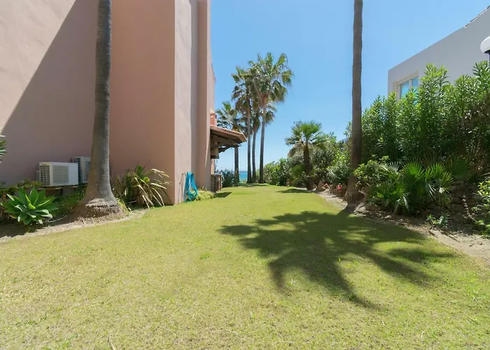 Urb Playa Azul 24 Estepona