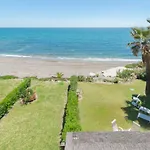 Urb Playa Azul 24 Estepona
