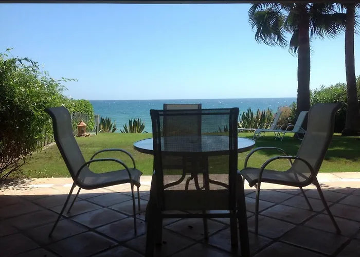 Urb Playa Azul 24 Estepona